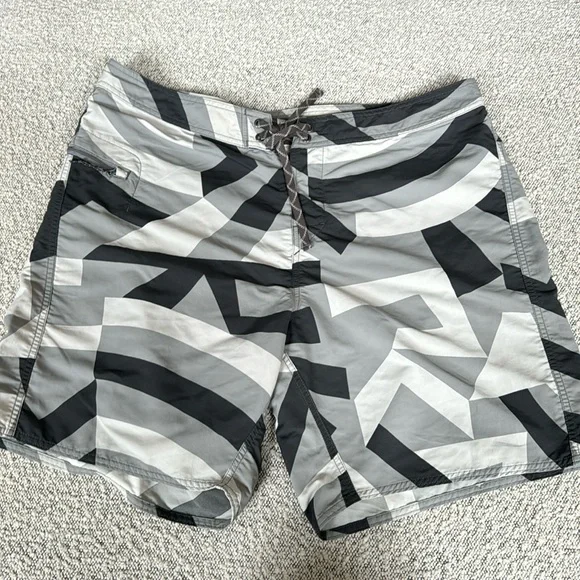 Patagonia men’s shorts size 40 - Picture 1 of 6